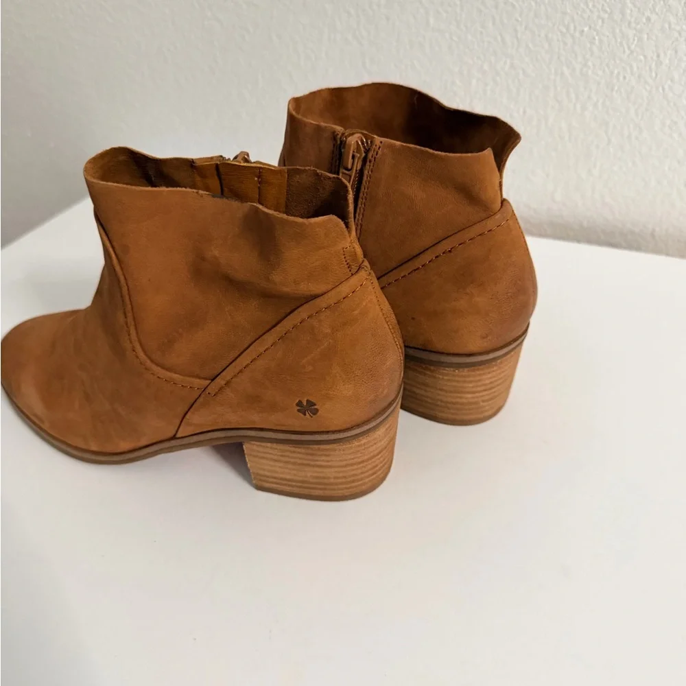 Lucky Brand Pogan Women's 8.5 Brown Leather Ankle Bootie Side Zip Booties - Picture 5 of 9